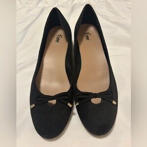 Black Women's Low Heels